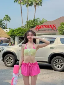 พิมพ์ กรกนก