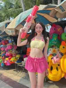 พิมพ์ กรกนก