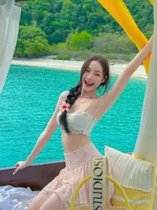 พิมพ์ กรกนก